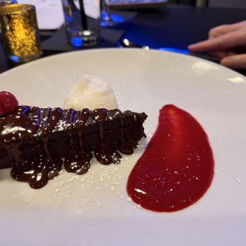 The Heritage Grille & Wine Barrel - Gluten Free Flourless tort - Wine Bars Near Me - Wake Forest, North Carolina The Heritage Grille & Wine Barrel - Gluten Free Flourless tort - Wine Bars Near Me - Wake Forest, North Carolina