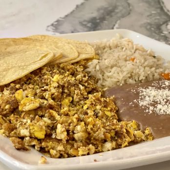 The Flying Pepper Cantina - Huevos con Chorizo - Mexican Near Me - Bellefontaine, Ohio