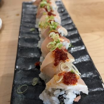 Yume Sushi Bar - Garlic Albacore Roll - Sushi Bars Near Me - Studio City, California