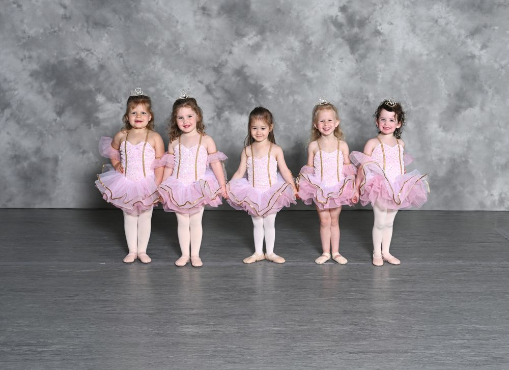 Alisa's Dance Academy Logo