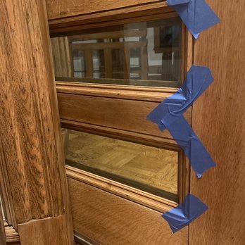 Knock On Glass - Only 1 of the 5 doors was still on its hinges. These two panes of glass are 3/4" thick. Really beautiful - Glass & Mirrors Near Me - Brooklyn, New York