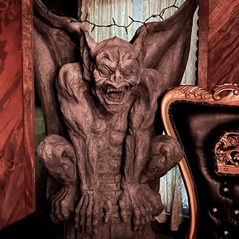Cafe De L'Enfer - Fun decorations  - Instagram Allfunnyc - Champagne Bars Near Me - New York, New York