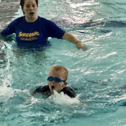 Suntastic Swim School - 4yrs old and confidently swimming unaided but I love that the teacher is close on hand.