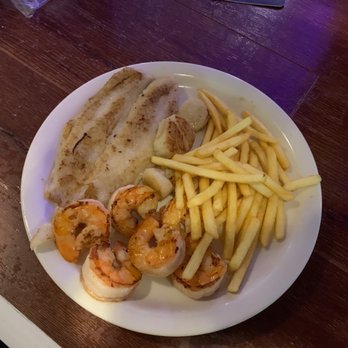 Fish Tales Of Homosassa - 21 Photos 23 Reviews - Seafood - 4422 S Suncoast Blvd Homosassa Fl - Restaurant Reviews - Phone Number Fish Tales Of Homosassa - 21 Photos 23 Reviews - Seafood - 4422 S Suncoast Blvd Homosassa Fl - Restaurant Reviews - Phone Number