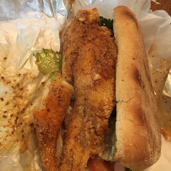 Pee Wees - Catfish po'boy, meet pies, gumbo, peach cobbler-- delicious! - Soul Food Near Me - Rock Island, Illinois Pee Wees - Catfish po'boy, meet pies, gumbo, peach cobbler-- delicious! - Soul Food Near Me - Rock Island, Illinois