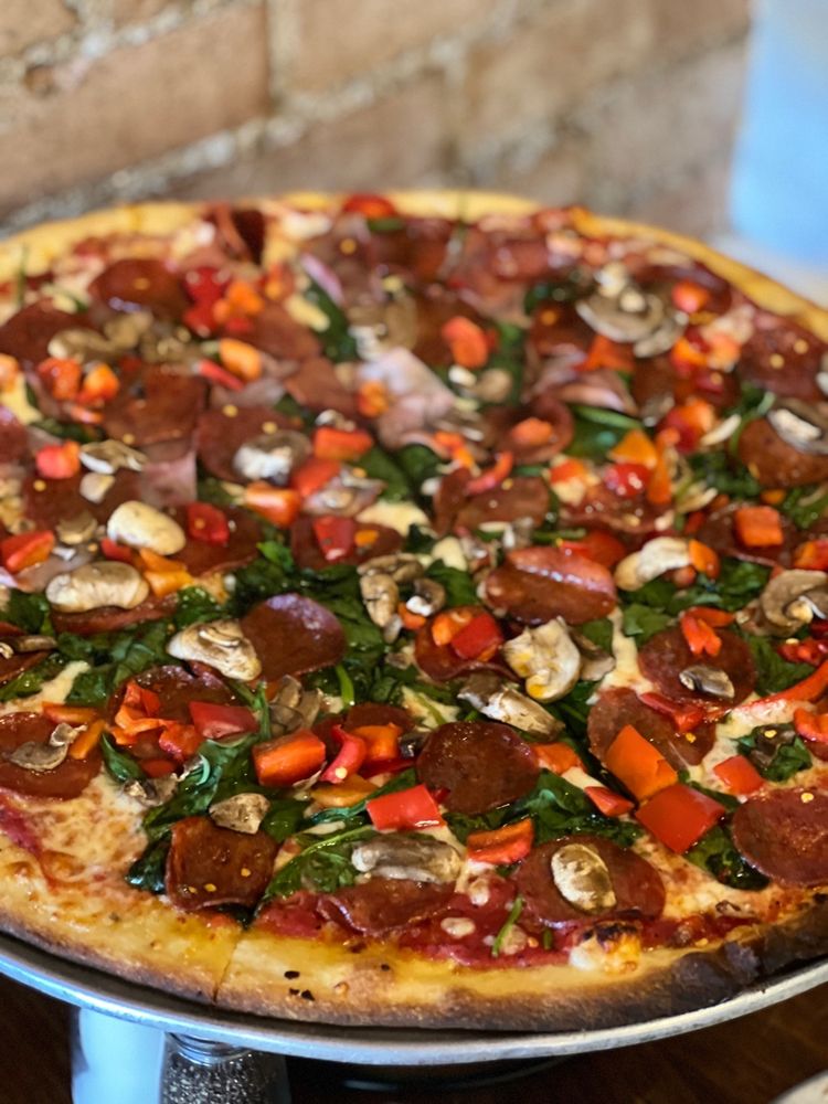 Food from Pablo's Pizza