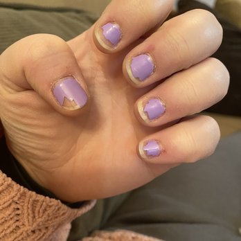 Top Nails - Left hand after only 4 days. - Nail Salons Near Me - Fairbanks, Alaska