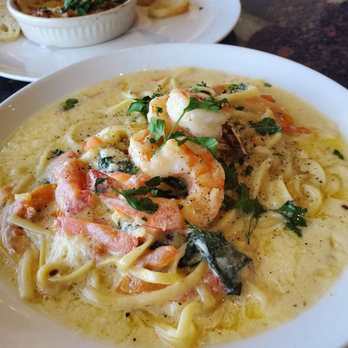 Skates On The Bay - Lunch pasta with shrimp - Seafood Near Me - Berkeley, California