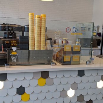 Somisomi - Inside - Ice Cream & Frozen Yogurt Near Me - Irvine, California Somisomi - Inside - Ice Cream & Frozen Yogurt Near Me - Irvine, California