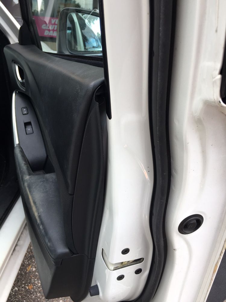 SUNCOAST AUTO GLASS 11 Photos 35236 Florida 54, Zephyrhills