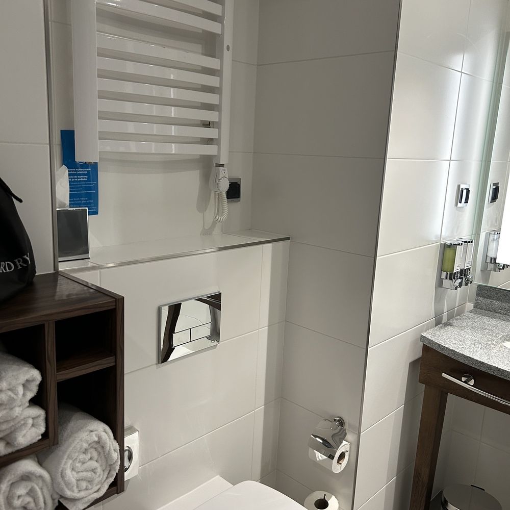 Hampton by Hilton - Bathroom - Hotels Near Me - Poznań, WP