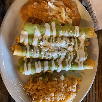 Carnitas Queretaro - Chicken flautas - Mexican Near Me - El Paso, Texas Carnitas Queretaro - Chicken flautas - Mexican Near Me - El Paso, Texas