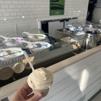 Hellenika Cultured Creamery - Cookie Butter - Ice Cream & Frozen Yogurt Near Me - Seattle, Washington Hellenika Cultured Creamery - Cookie Butter - Ice Cream & Frozen Yogurt Near Me - Seattle, Washington