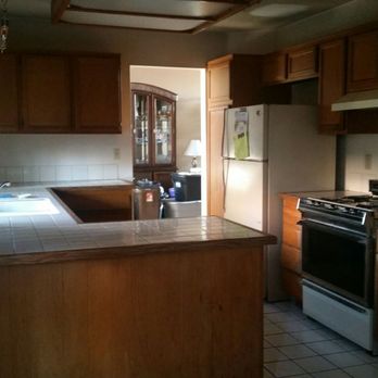 Home Masters Intl - Kitchen before - General Contractors Near Me - Rancho Cucamonga, California Home Masters Intl - Kitchen before - General Contractors Near Me - Rancho Cucamonga, California