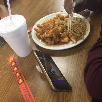 Wall Chinese Cafe - Orange Chicken - Chinese Near Me - Red Oak, Texas