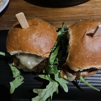 The Oak - Raleigh - Bourbon Sliders - New American Near Me - Raleigh, North Carolina The Oak - Raleigh - Bourbon Sliders - New American Near Me - Raleigh, North Carolina