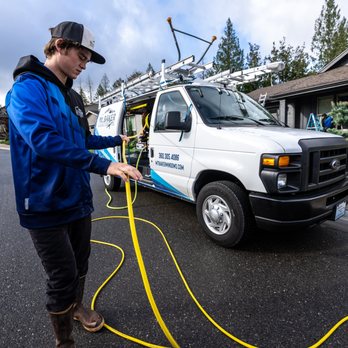 Mt Baker Window Cleaning - Lining out hoses for a job - Window Washing Near Me - Bellingham, Washington Mt Baker Window Cleaning - Lining out hoses for a job - Window Washing Near Me - Bellingham, Washington