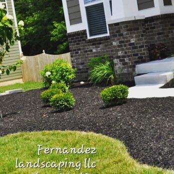 Fernandez Landscaping - Mulch plants - Landscaping Near Me - Saint Paul, Minnesota Fernandez Landscaping - Mulch plants - Landscaping Near Me - Saint Paul, Minnesota