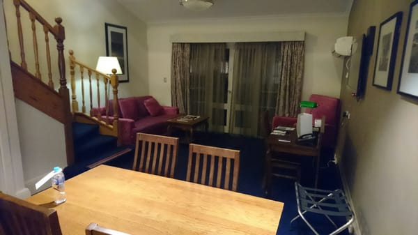 Mercure Canberra by null