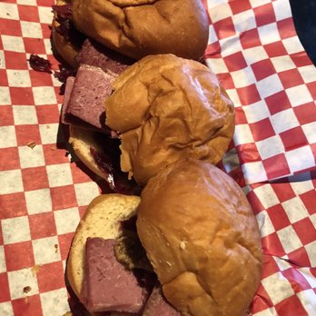 The Irishmen - Corned beef sliders - Irish Near Me - Boca Raton, Florida The Irishmen - Corned beef sliders - Irish Near Me - Boca Raton, Florida