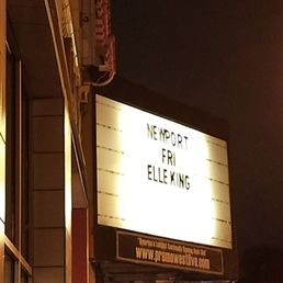 Love me some Elle King. 3rd time seeing her.