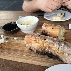 1882 Grille - Bread for the table with fundido