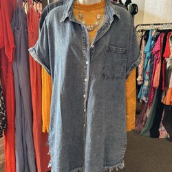 user provided Elle & Em Boutique photo