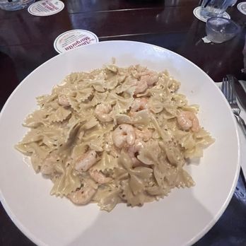 Bahama Breeze - Jerk Shrimp Pasta - Bars Near Me - Miami, Florida Bahama Breeze - Jerk Shrimp Pasta - Bars Near Me - Miami, Florida
