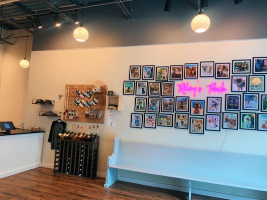 Riley's Sandwich Co. by null