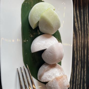 Nobu Chicago - Mochi - Japanese Near Me - Chicago, Illinois