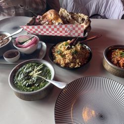 Chole Kulche, Lasooni Palak Paneer, Chicken Tikka Masala, Garlic Naan, Masala Bhaat Rice