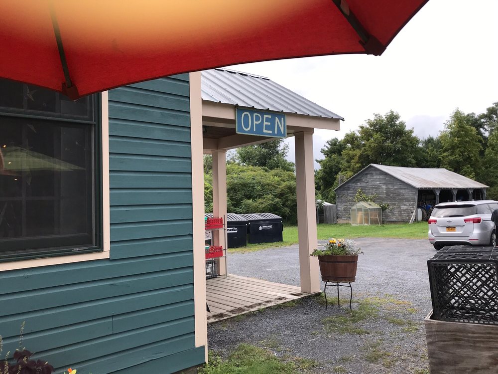 Clover Mead Farm Store, Keeseville Roadtrippers