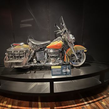 Harley-Davidson Museum - Museums Near Me - Milwaukee, Wisconsin Harley-Davidson Museum - Museums Near Me - Milwaukee, Wisconsin