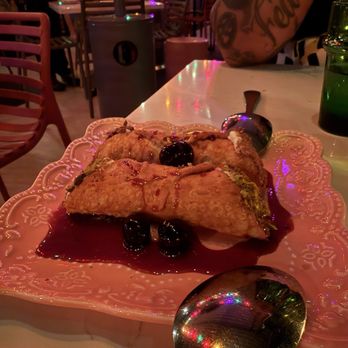 Due Fiori - Cannolis - Italian Near Me - Long Beach, California