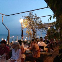 Les Bains des Dames - Terrasse les pieds dans l'eau
