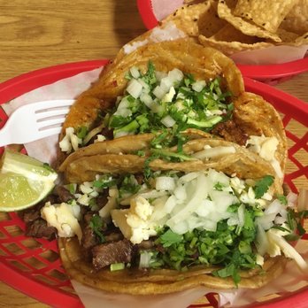 Veracruz Restaurant - Al pastor (pork and pineapple) and carne asasa (steak) tacos. So gooood! - Mexican Near Me - Bloomington, Illinois Veracruz Restaurant - Al pastor (pork and pineapple) and carne asasa (steak) tacos. So gooood! - Mexican Near Me - Bloomington, Illinois