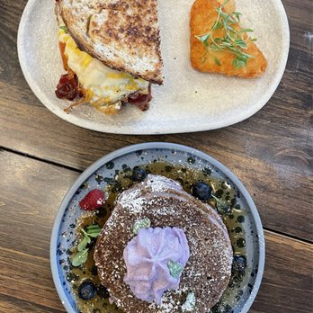 Blue Whale - Ube Pancakes, Morning Sando - Cafes Near Me - La Jolla, California