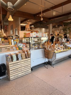 Joan’s on Third by null