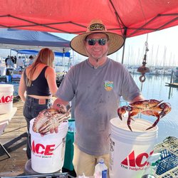 Market Forays - We buy our crab live at the harbor from local fishermen