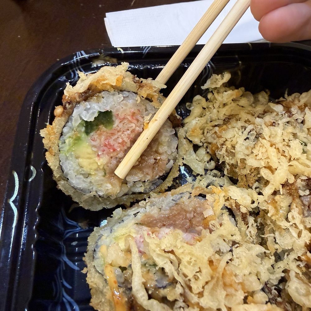 Sushi EN - Volcano roll - Sushi Bars Near Me - Schaumburg, Illinois Sushi EN - Volcano roll - Sushi Bars Near Me - Schaumburg, Illinois
