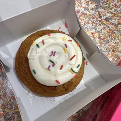 Night Owl Cookies - Birthday cake