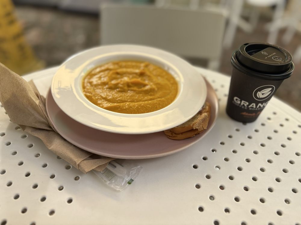 Granos Cafe Image