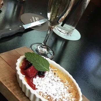 Via Vite - Vanilla Crème Brûlée - Italian Near Me - Cincinnati, Ohio Via Vite - Vanilla Crème Brûlée - Italian Near Me - Cincinnati, Ohio