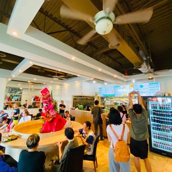 Mt Fishball Noodle - Interior decor - Chinese Near Me - Scarborough, Ontario