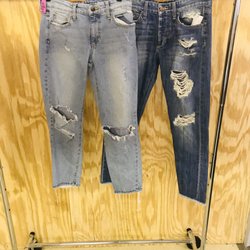 Get Hooked consignment - Cute jeans and brand new.
