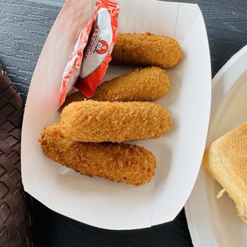 A Lo Cubanisimo - Croquetas de Jamón - Food Trucks Near Me - Tampa, Florida A Lo Cubanisimo - Croquetas de Jamón - Food Trucks Near Me - Tampa, Florida