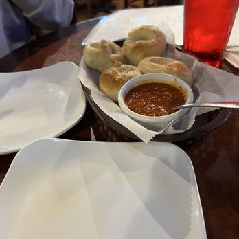 Napoli's Italian Restaurant - Love these rolls - Italian Near Me - Pottsboro, Texas