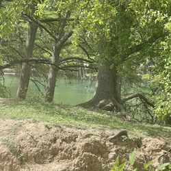Parkview Riverside RV Park - Site view.