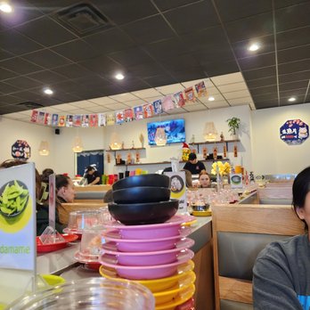 Watami Revolving Sushi Bar - Conveyor Belt Sushi Near Me - Parma, Ohio