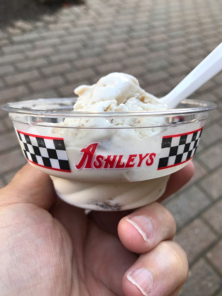 ASHLEY’S ICE CREAM CAFE 22 Photos & 47 Reviews Ice Cream & Frozen Yogurt 724 Boston Post